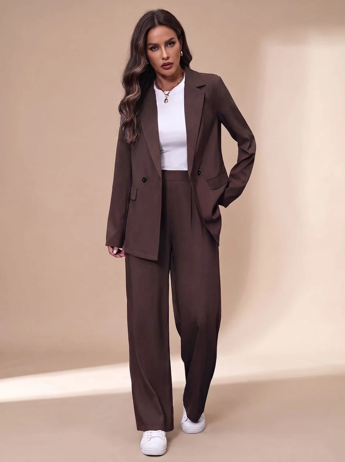 Clara | Damen Taillierter Zweireihiger Hosenanzug mit Weiter Hose, Burgundy 10