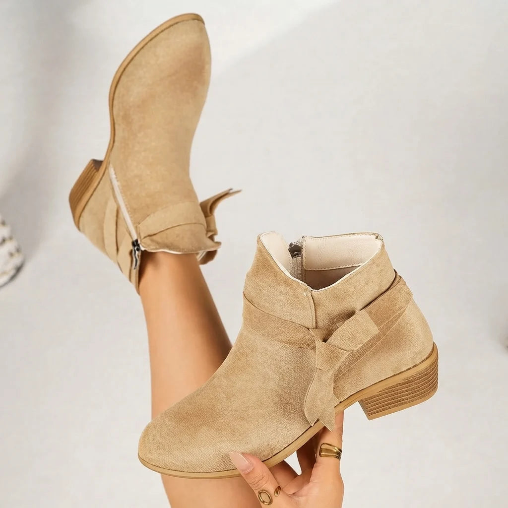 Katharina | Damen Stiefeletten mit Blockabsatz Schleife Spitzer Zehenbereich 4