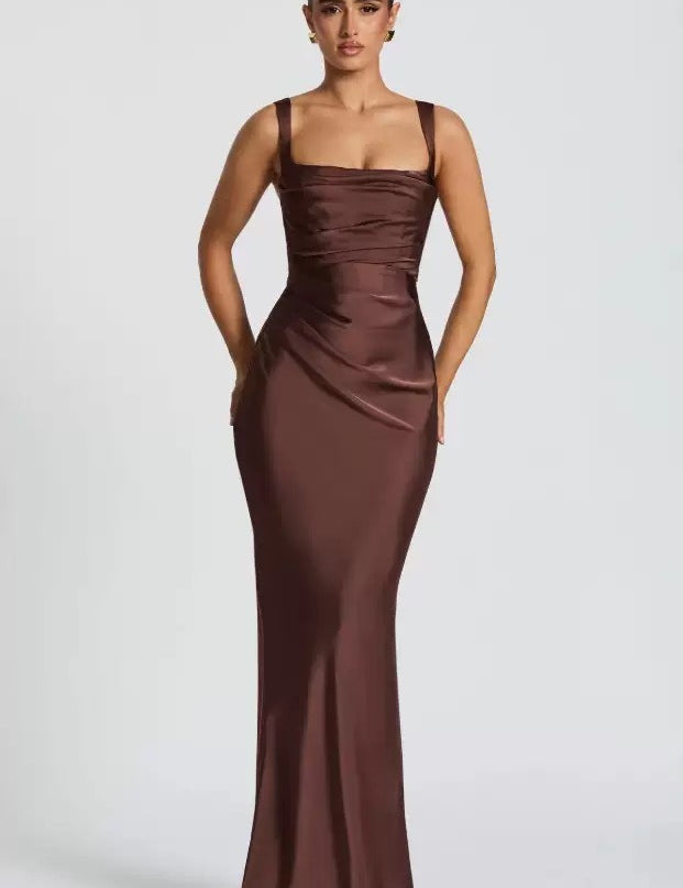 Elegancka Sukienka Maxi Na Wesele Z Kwadratowym Dekoltem - Letnia Sukienka Wieczorowa Damska